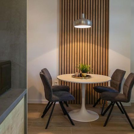 Flat4Us#Cozy#Freeparking#5People Apartman Zágráb Kültér fotó